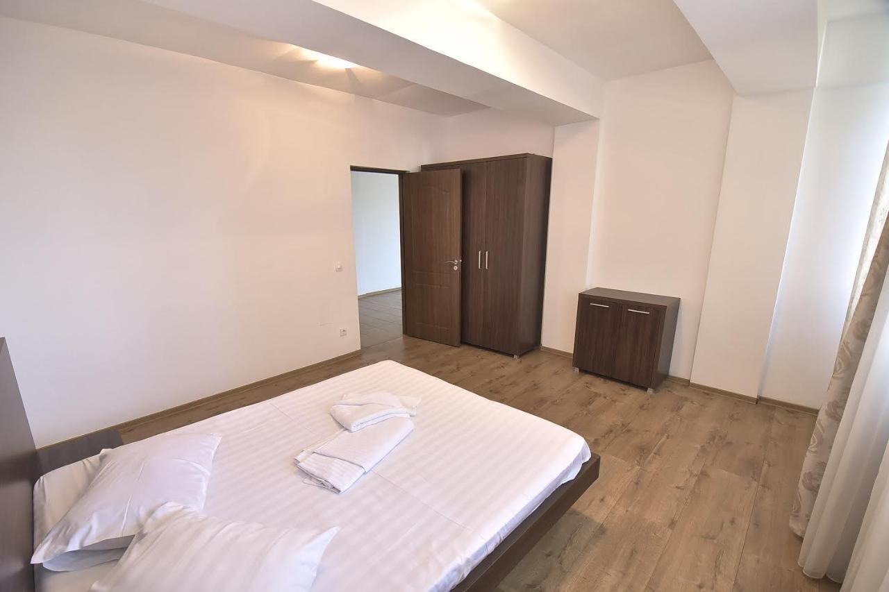 Vilagio Apartments Năvodari Exteriör bild