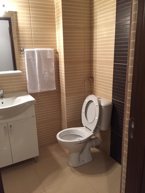Vilagio Apartments Năvodari Exteriör bild
